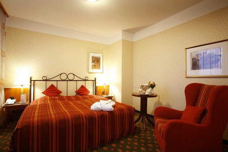 Dormero Hotel Hannover-Langenhagen Airport Ruang foto